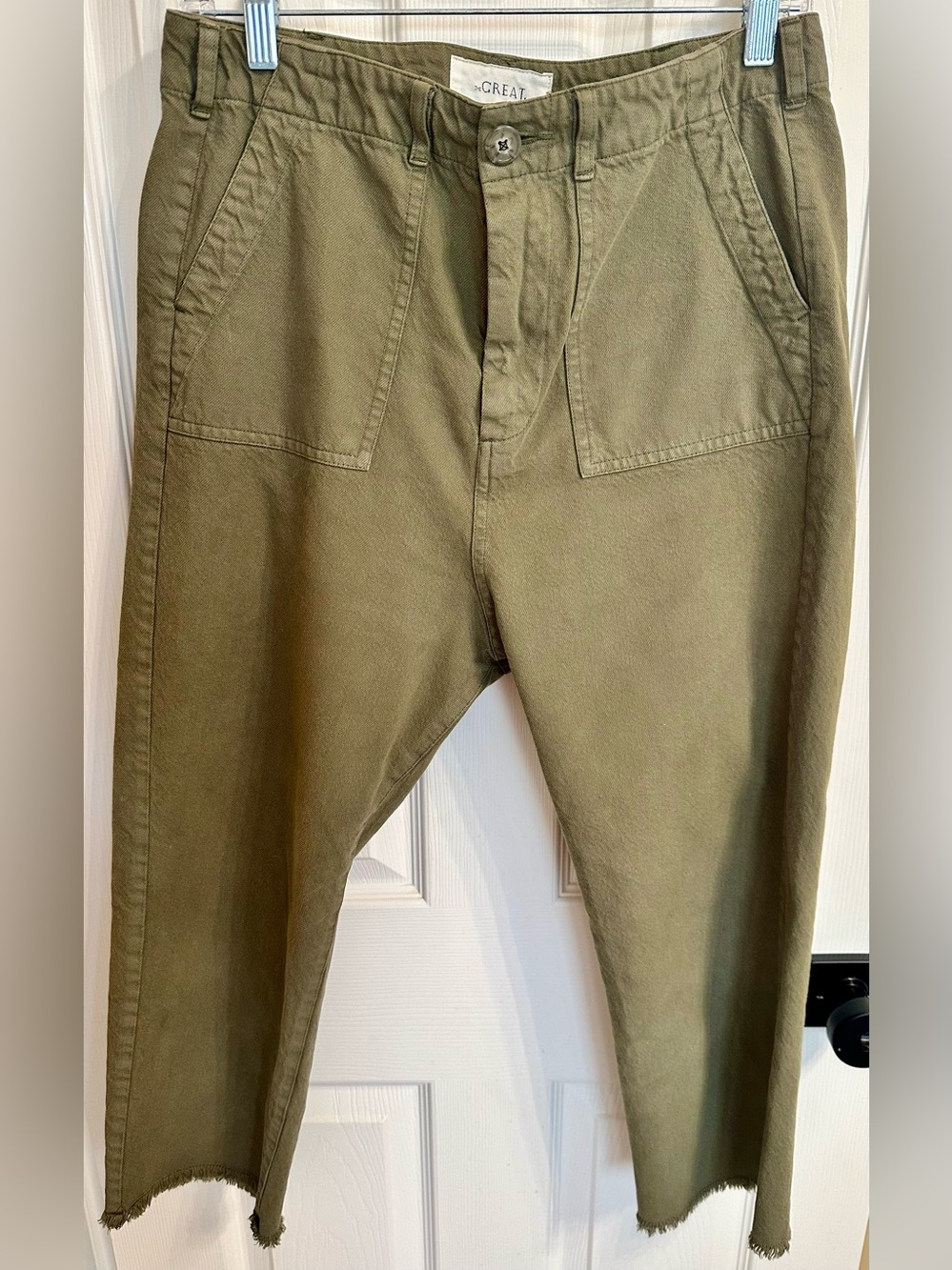 THE GREAT. Women’s Olive Utility Ranger Pants in Size 27 *broken button